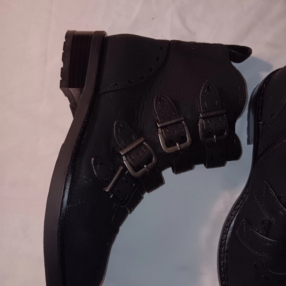 Womens suede black boots with zipper 8N MUNRO EXTRALIGHT SHOCK ABSORBING HEEL - Picture 5 of 9